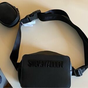 Good quality Steve Madden phanny pack- bag on waist or across shoulder